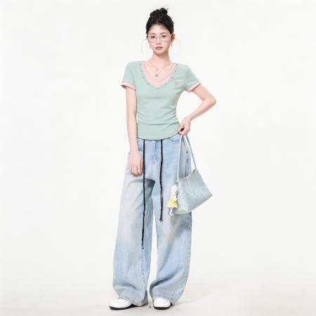 BY22738# 假两件绿色V领正肩短袖T恤女夏季设计感铆钉修身显瘦上衣  服裝批發女裝批發服飾貨源