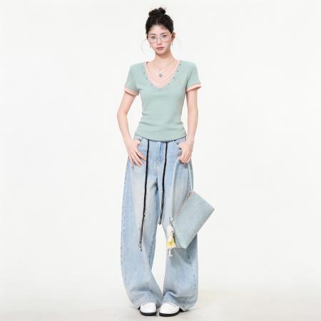 BY22738# 假两件绿色V领正肩短袖T恤女夏季设计感铆钉修身显瘦上衣  服裝批發女裝批發服飾貨源