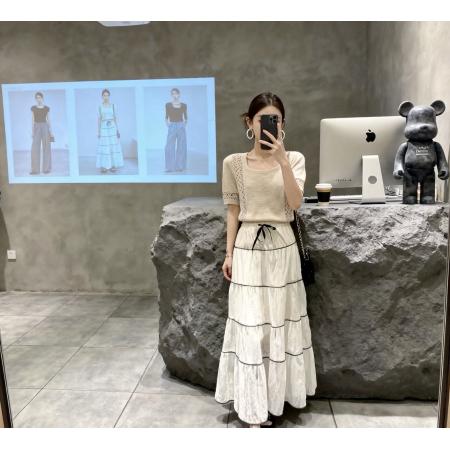BY22906# 时尚镂空方领洋气短袖针织衫女显瘦气质小众上衣+白色蕾丝网纱裙  服裝批發女裝批發服飾貨源