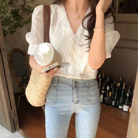 BY23026# 夏季新款韩版百搭V领刺绣短袖衬衫女上衣夏 服裝批發女裝批發服飾貨源