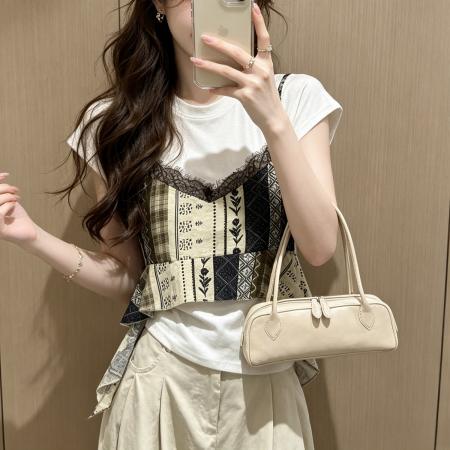 BY23094# 个性印花蕾丝边吊带设计感假两件短袖T恤女夏季显瘦遮肉上衣 服裝批發女裝批發服飾貨源