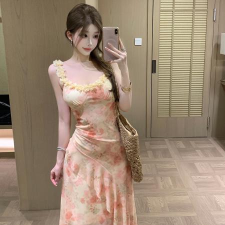 BY23271# 夏季法式绝美立体花朵荷叶边碎花吊带连衣裙中长款a字裙 服裝批發女裝批發服飾貨源
