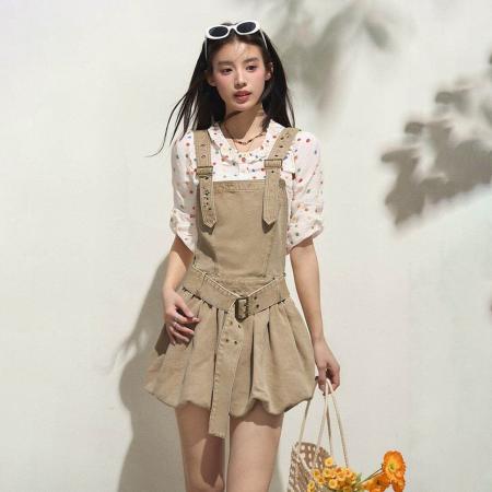 BY23595# 新中式时尚个性卡其背带连衣裙女夏季收腰设计感复古牛仔裙子 服裝批發女裝批發服飾貨源