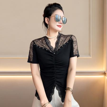 BY23714# 夏季新款V领蕾丝拼接修身短袖T恤女露肩时尚减龄洋气小衫潮 服裝批發女裝批發服飾貨源