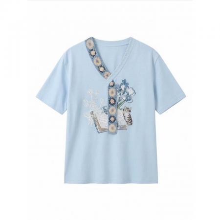 BY23720# 短袖v领t恤女夏季新款蓝色设计感宽松漂亮上衣夏风逐花 服裝批發女裝批發服飾貨源