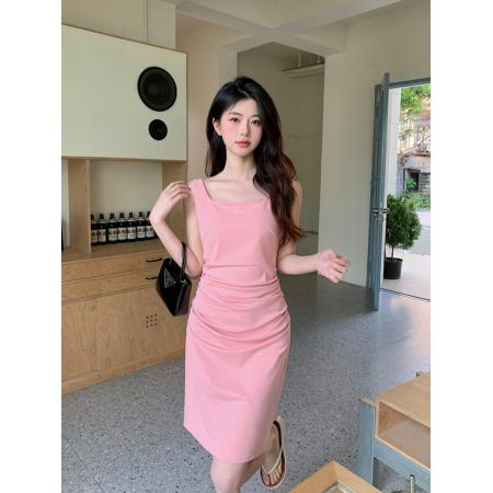 BY23763# 大码女装夏新款方领褶皱收腰吊带连衣裙修身短款包臀裙子 服裝批發女裝批發服飾貨源