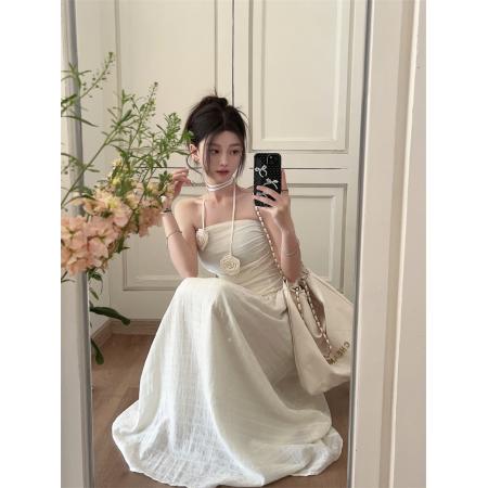 BY23979# 褶皱吊带连衣裙A字裙女法式气质收腰修身显瘦纯色长裙子  服裝批發女裝批發服飾貨源