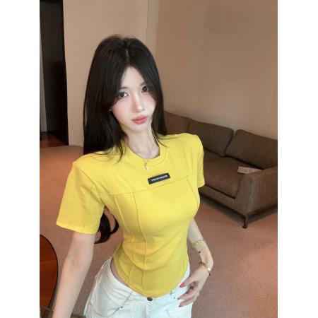 BY24040# 设计感鱼骨线垫肩修身短袖圆领T恤女显瘦百搭上衣  服裝批發女裝批發服飾貨源