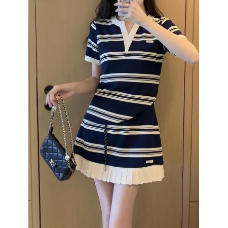 BY24070# 夏新款胖mm洋气宽松上衣百褶裙两件套大码韩版时尚条纹套装女  服裝批發女裝批發服飾貨源