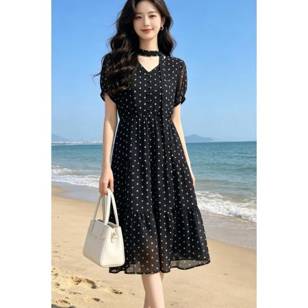 BY24095# 波点V领收腰连衣裙女夏季新款中长款裙子显瘦巨好看的气质裙  服裝批發女裝批發服飾貨源