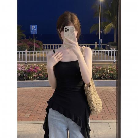 BY24320# 复古黑色吊带小背心女夏甜酷风夏季绝美不规则荷叶边辣 服裝批發女裝批發服飾貨源