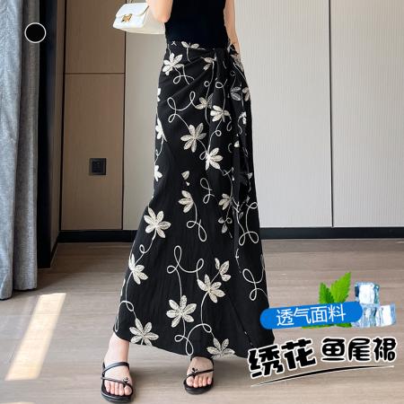 新款夏半身裙小众设计鱼尾裙花朵刺绣系绳显瘦垂感a字裙 服裝批發女裝批發服飾貨源
