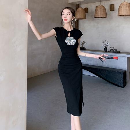 国风包臀显瘦收腰时尚气质设计感连衣裙 服裝批發女裝批發服飾貨源