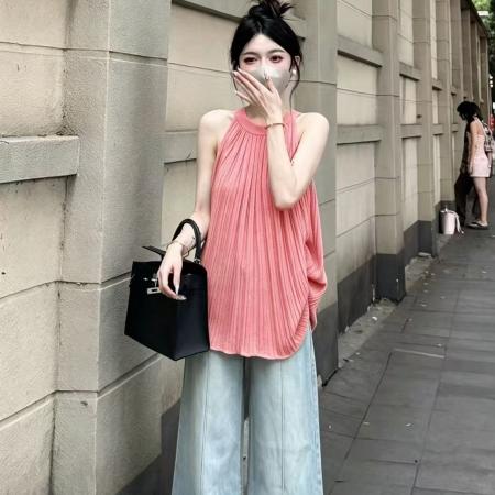 BY24645# 直播爆款压褶圆领背心女夏季法式气质挂脖无袖冰丝针织上衣  服裝批發女裝批發服飾貨源