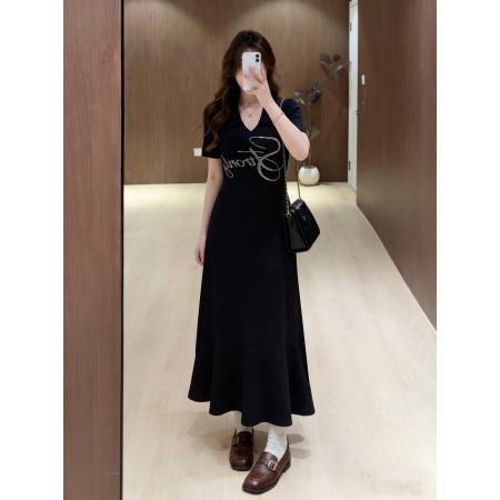 BY24684# 大码胖mm夏季新款V领烫钻法式显瘦收腰浪漫鱼尾小黑裙女  服裝批發女裝批發服飾貨源