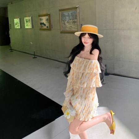 BY24768# 绝美印花褶皱上衣短裤套装女夏季新款洋气独特纯欲甜辣显瘦两件套
