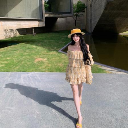 BY24768# 绝美印花褶皱上衣短裤套装女夏季新款洋气独特纯欲甜辣显瘦两件套