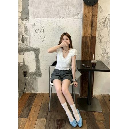 BY24823# 法式蕾丝T恤女夏季V领收腰修身短款小衫小衣