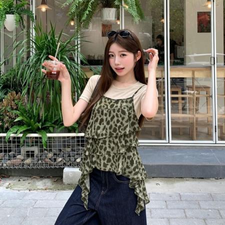 BY24824# 夏季新款圆领短袖T恤不规则吊带豹纹荷叶边两件套女