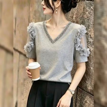 BY24850# 大码花朵T恤女夏季新款蕾丝拼接短袖修身上衣