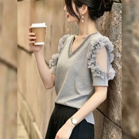 BY24850# 大码花朵T恤女夏季新款蕾丝拼接短袖修身上衣