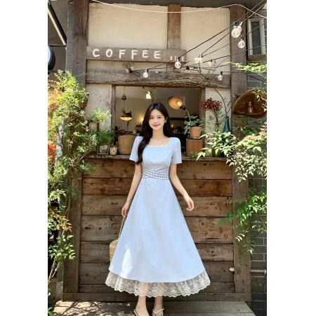 BY24869# 浅蓝色方领连衣裙女夏短袖收腰显瘦格子腰封蕾丝拼接温柔长裙潮