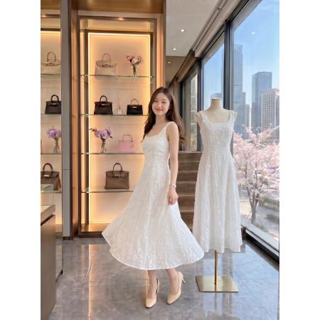 BY24903# 梅子熟了云间月重工满幅立体绣法式U领连衣裙夏季白色宽肩带长裙