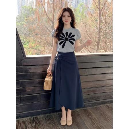 BY25028# 绝美气质夏日穿搭一整套女灰色印花t恤上衣藏青色半身裙两件套装 服裝批發女裝批發服飾貨源