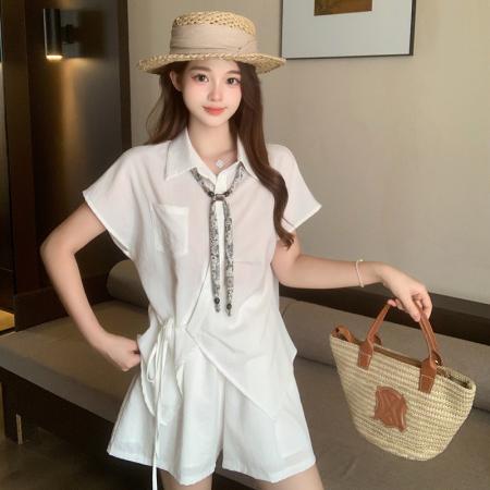 BY25143# 夏装新款胖mm大码女韩系设计感丝巾短袖衬衫短裤两件套 服裝批發女裝批發服飾貨源