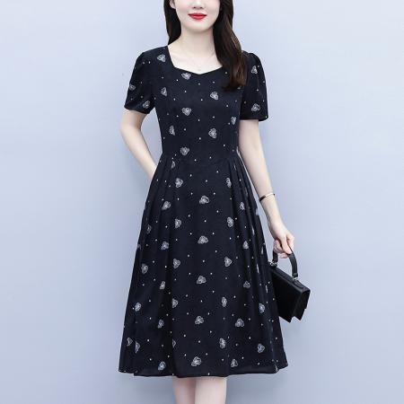 新款女夏季十三行今年流行爆款气质名媛减龄高级感 服裝批發女裝批發服飾貨源