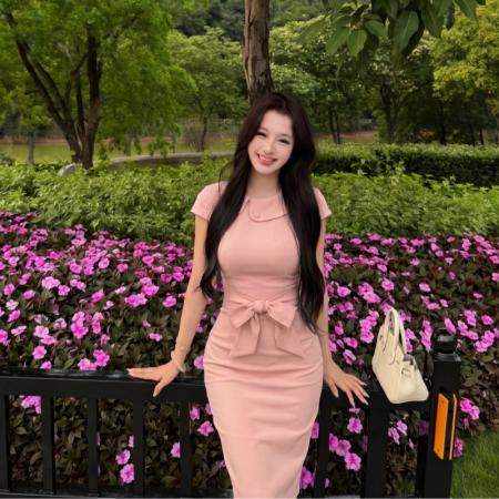 BY25301# 温妮小姐夏季新款法式粉色蝴蝶结无袖连衣裙御姐风气质  服裝批發女裝批發服飾貨源