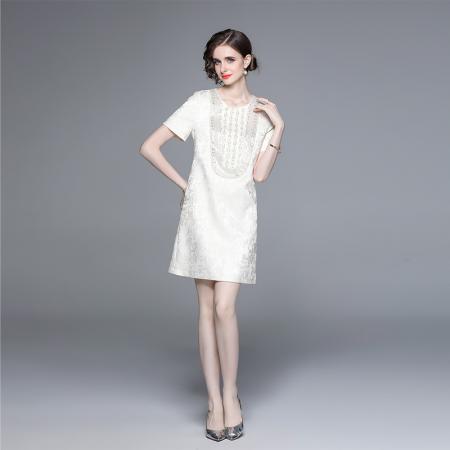 BY25429# 莫莉庄园设计感小香风气质杏色赫本风钉珠连衣裙  服裝批發女裝批發服飾貨源